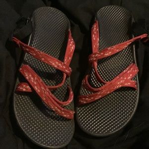 Chaco,read laces